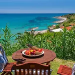 Aloe Studios, Waterfront Karavádhos