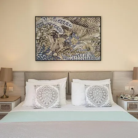 Aloe Studios, Waterfront Apartment *