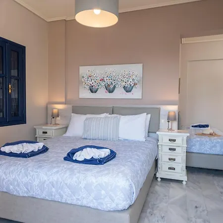 Aloe Studios, Waterfront Apartment